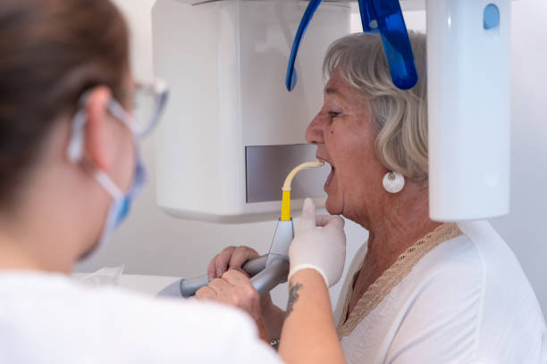 Best Cracked Tooth Emergency Dentist  in Traverse City, MI